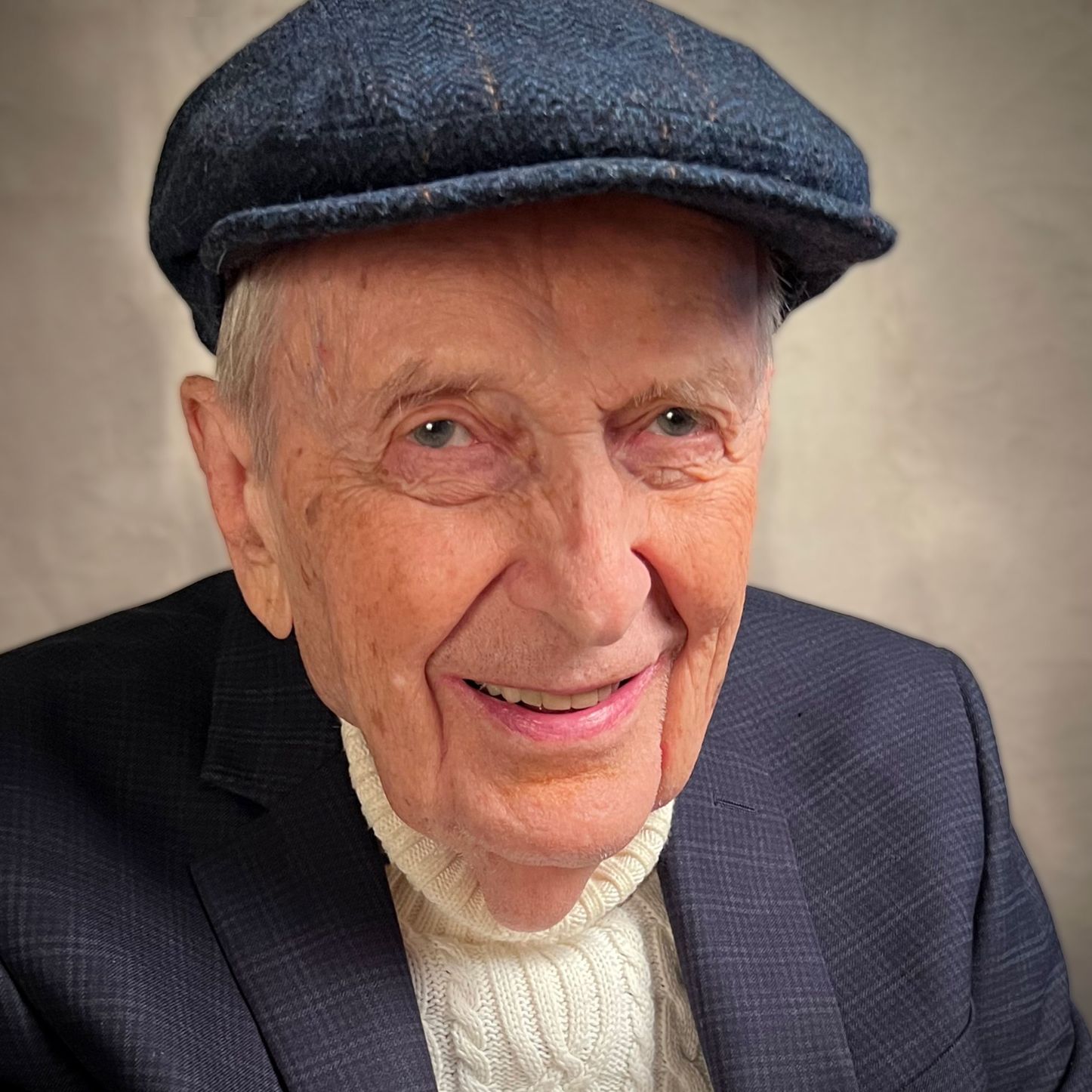 Dr Stanley Krippner (US)